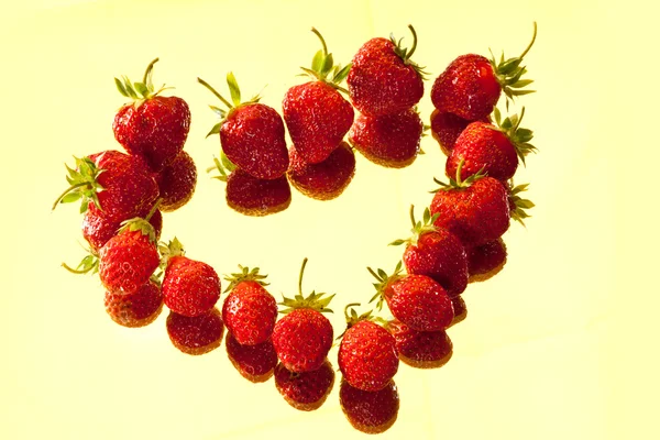Berry heart — Stock Photo, Image