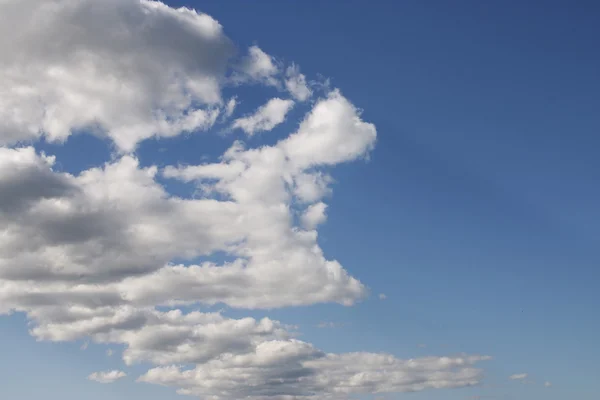 Nuvens em um céu — Fotografia de Stock
