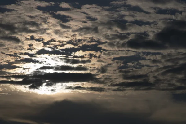 Рано утром облака — стоковое фото