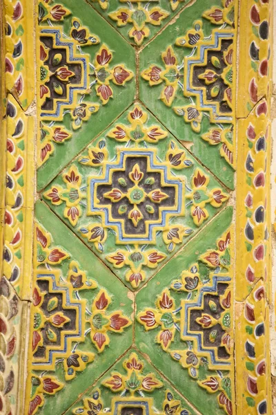 Плитка на стенах королевского дворца 6 — стоковое фото