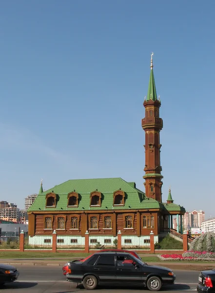 Современная деревянная мечеть — стоковое фото