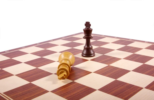 Satranç tahtası parçası üzerinde beyaz izole — Stok fotoğraf