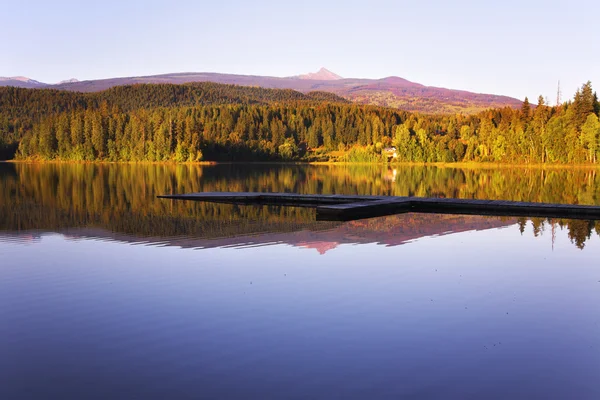 ミラー湖 — ストック写真