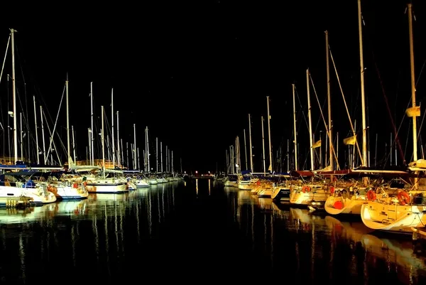 Night marina — Zdjęcie stockowe
