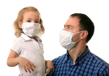 aile içinde tıbbi maske