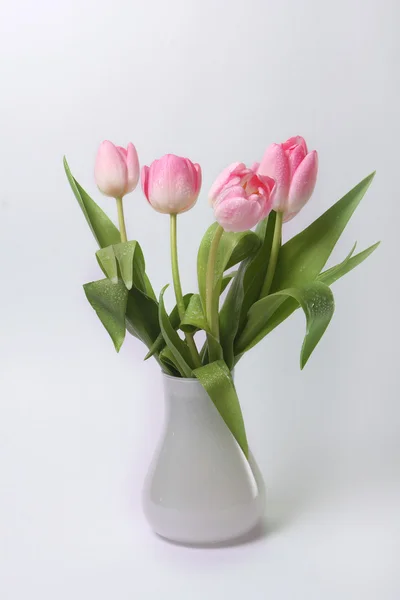 Букет з рожевих квітів — стокове фото