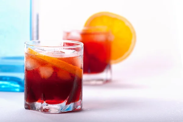 Cocktail Americano e Negroni — Fotografia de Stock