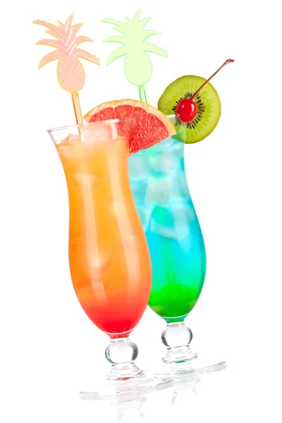 Two tropical alcohol cocktails — Stock Photo, Image