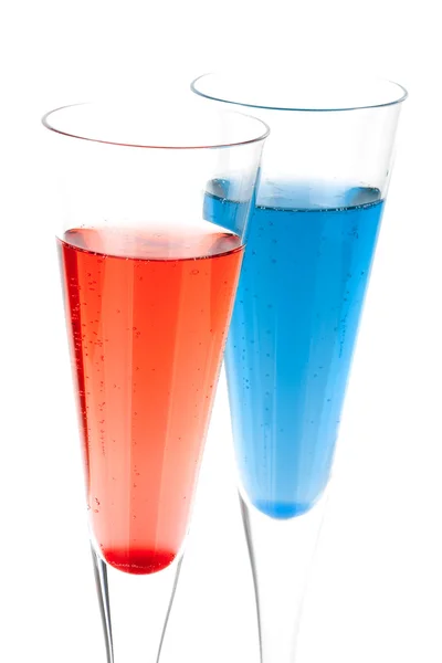 Roter und blauer Champagner-Alkohol-Cocktail — Stockfoto