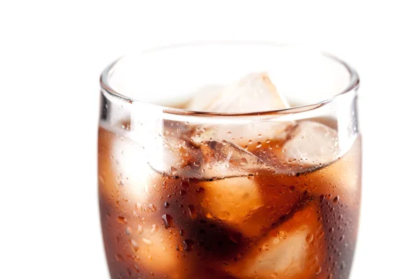 Cola fredda fresca con ghiaccio — Foto Stock