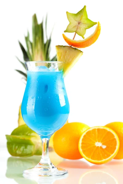 Cocktail tropical Hawaï bleu — Photo