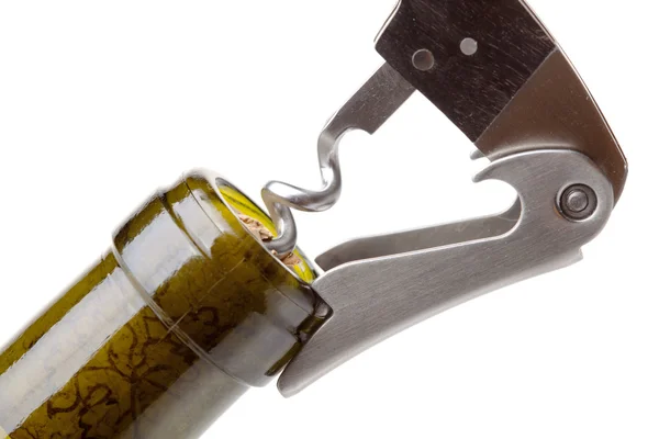 Korkenzieher in einer Weinflasche — Stockfoto