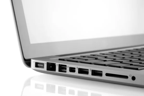 Laptop poorten close-up — Stockfoto