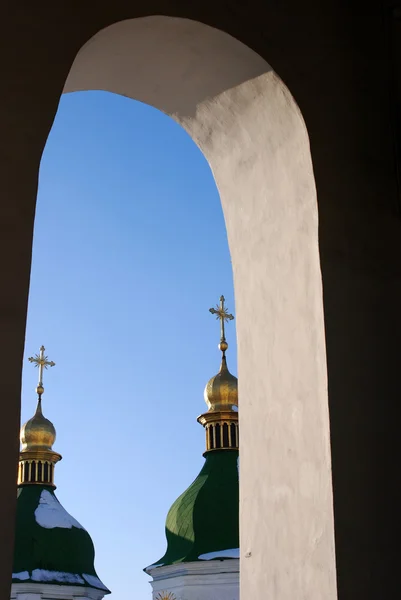 Iglesia ucraniana en el arco —  Fotos de Stock