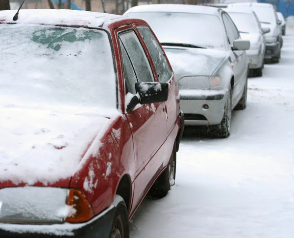 Snowy cars — Stock Photo, Image