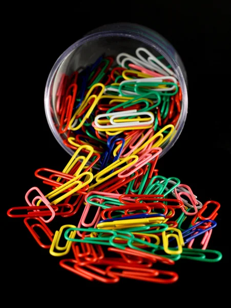 Paper clips of different colors — Stock Photo, Image