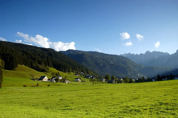 Alpen falu — Stock Fotó