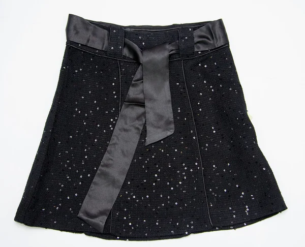 Svarta kvinnor kjol med bälte — Stockfoto