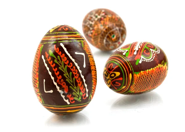Velikonoční vejce na bílém pozadí — Stock fotografie