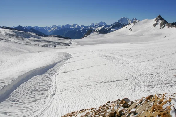 Ice field near Elbrus — Stock Photo, Image