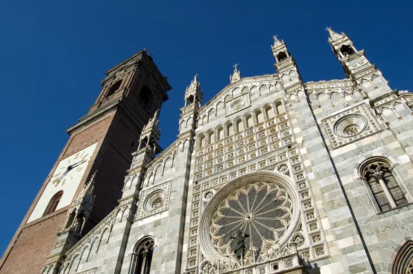 Duomo av monza fasad — Stockfoto