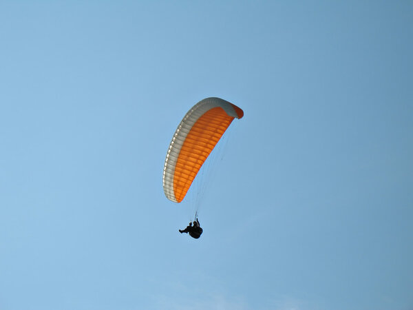 Orange Paraglide
