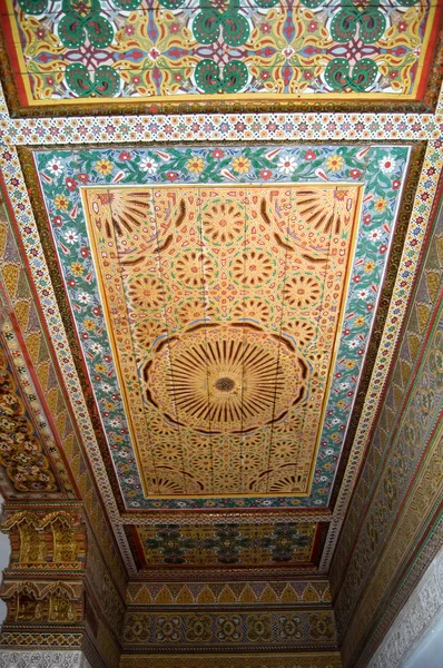 Марокканский потолок — стоковое фото