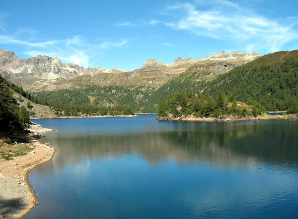 Alpské jezero Stock Obrázky