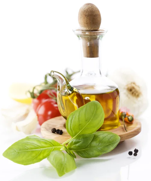 Olivový olej a zelenina — Stock fotografie