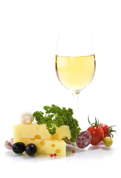 チーズ、白ワイン — ストック写真