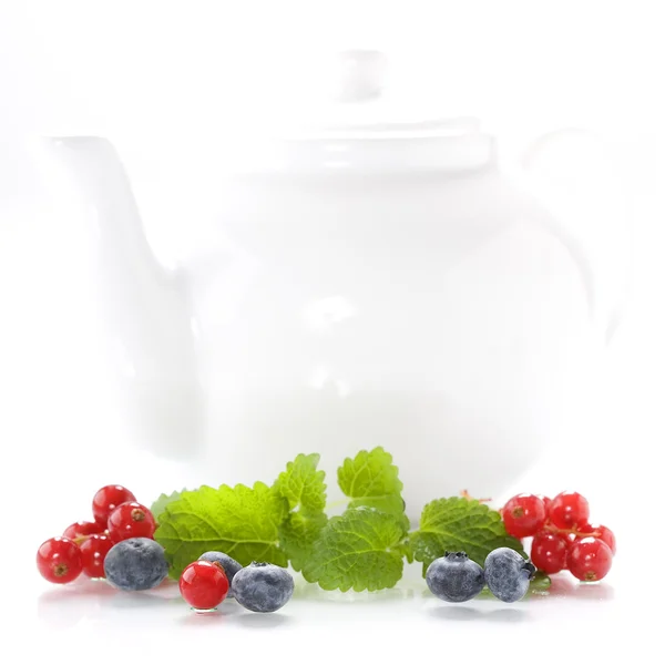 Isolated fresh berries with mint — Stock Photo, Image