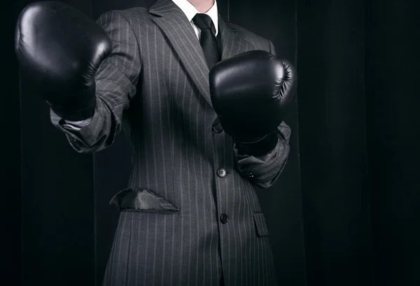Persona de negocios en traje gris — Foto de Stock