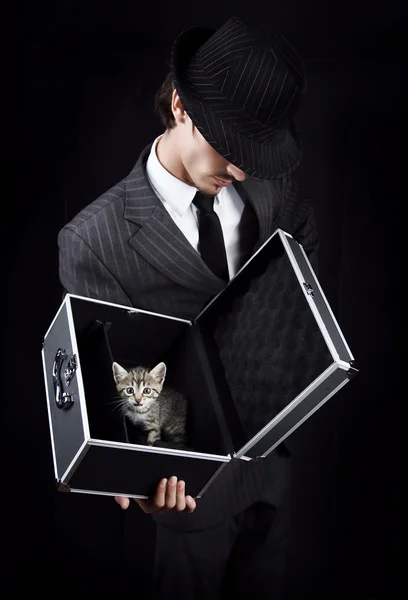 Podnikatel v šedém obleku — Stock fotografie