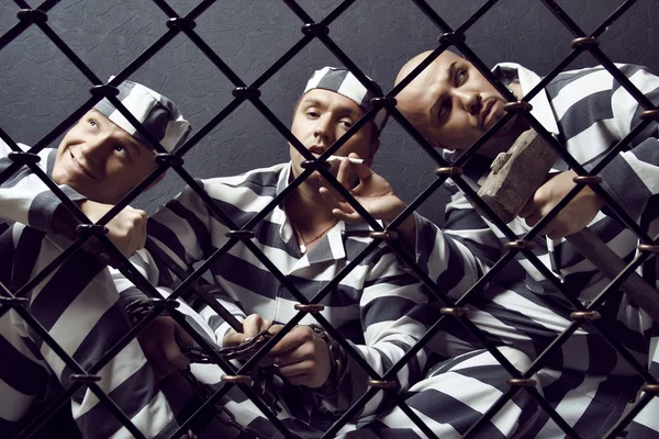 Drie gevangenen. — Stockfoto