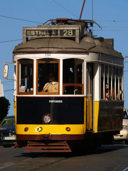 Tram típico de Lisboa — Fotografia de Stock