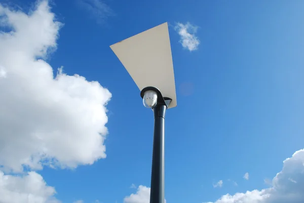 Moderne straat lamp — Stockfoto