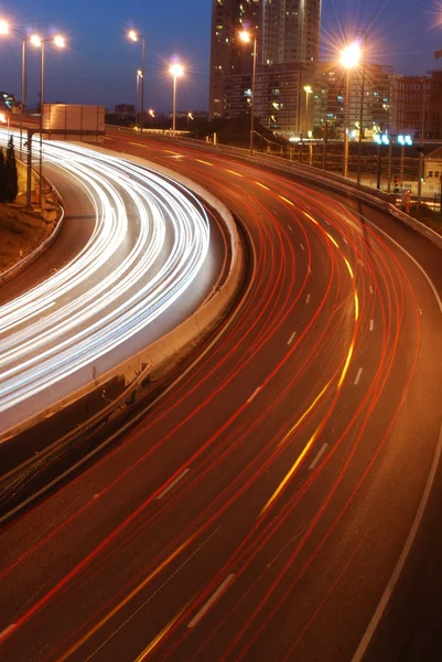 Freeway traffic on the city (car blur mo — Stock Photo, Image