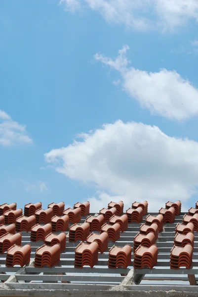 Çatı kiremit ile — Stok fotoğraf