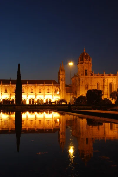 Монастырь Иеронимитов в Лиссабоне (закат — стоковое фото