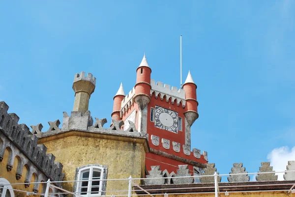 Ulusal Sarayı, Pena (Saat Kulesi) içinde — Stok fotoğraf