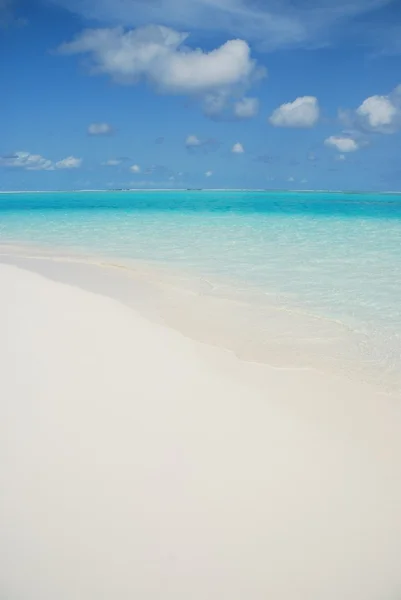 Miesiąc miodowy Malediwy plaży wyspa sceny — Zdjęcie stockowe