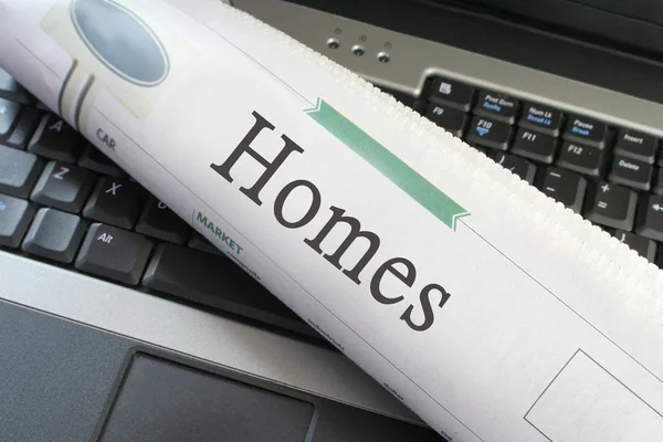 Homes newspapers section — Stock Photo, Image