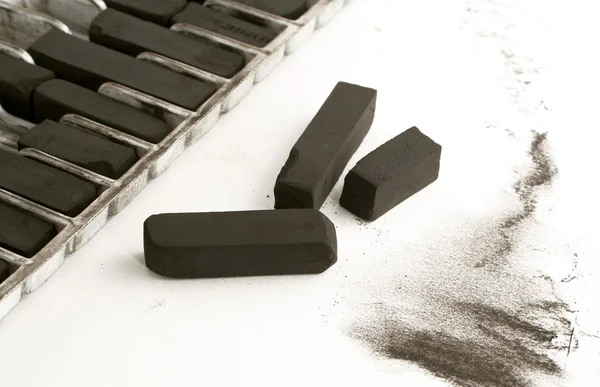 Carvão de desenho preto — Fotografia de Stock