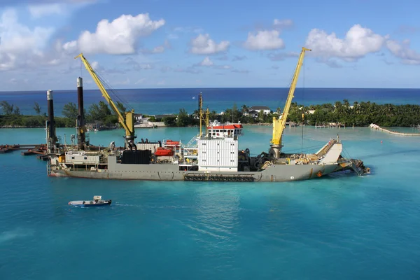 Nassau içinde kum digger — Stok fotoğraf