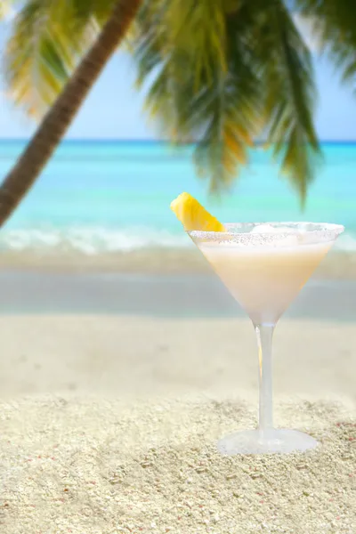 Тропические напитки — стоковое фото