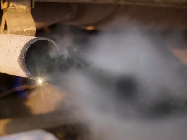 Smoke exhaust pipe car — Stock Photo, Image