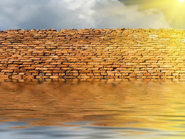 Стена канала — стоковое фото
