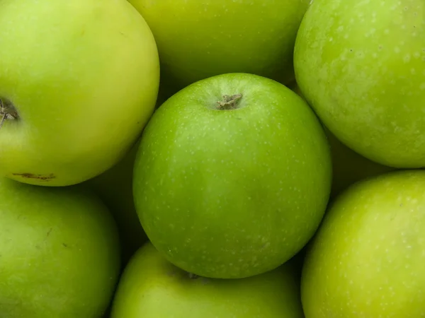 Frutas maçãs verdes — Fotografia de Stock