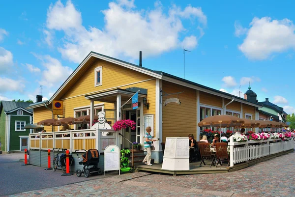 Borgå. ett litet café i gamla stan. — Stockfoto