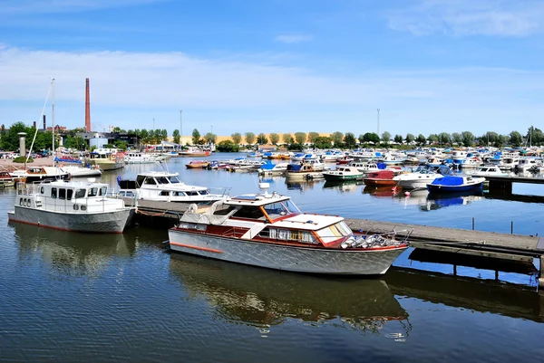 Jachtok és csónakok, Kotka, Finnország — Stock Fotó